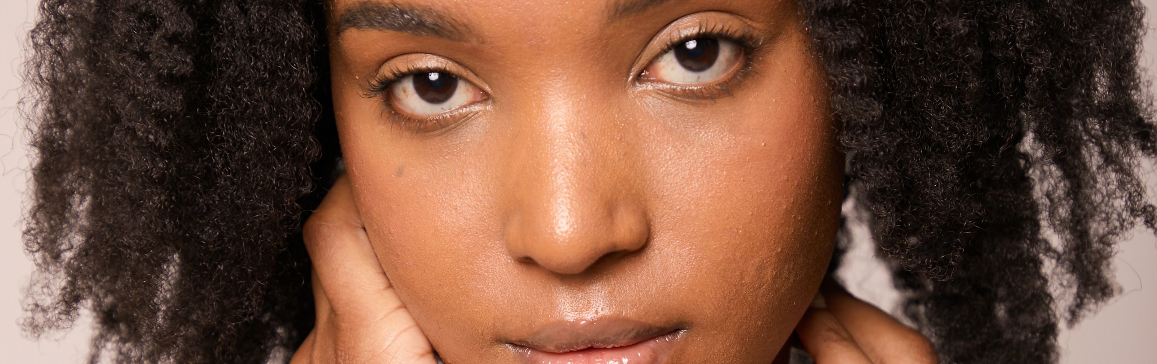 Cosmetic injectables vs Red Light Therapy: Which is the best treatment to prevent wrinkles?